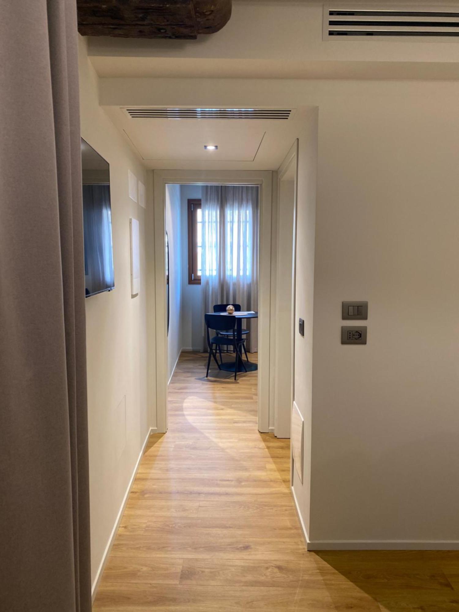 Palazzina Riva Apartment